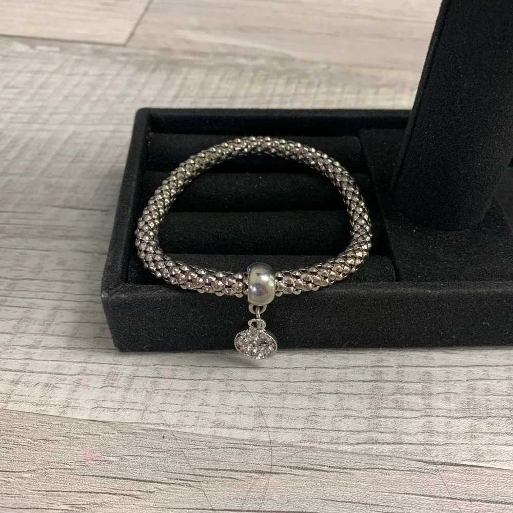 Silver Tone Popcorn Chain Stretch Bracelet Pavé Rhinestone Circle Charm 6.5